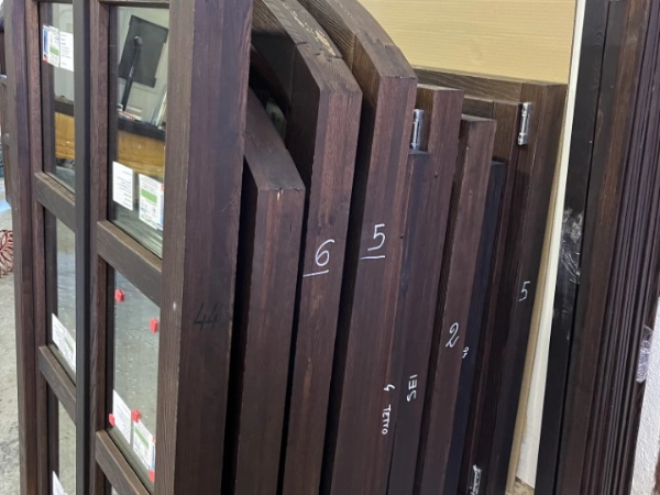 Progettazione-mobili-e-arredo-in-legno-a-novara-varese