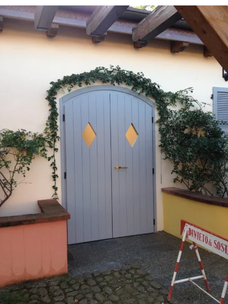 azzurra-decorativa-ingresso-fantasioso