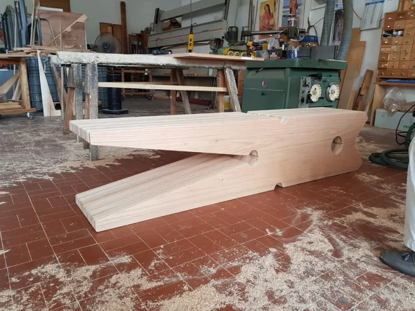 realizzazione-oggetti-in-legno-falegnameria-novara