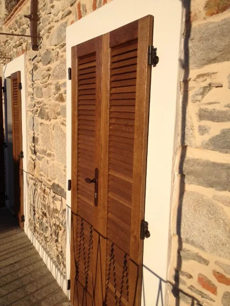 scuro-al-tramonto-casa